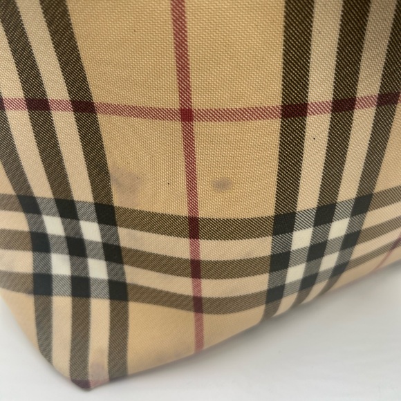 Authentic Burberry Check Tote - Picture 5 of 9